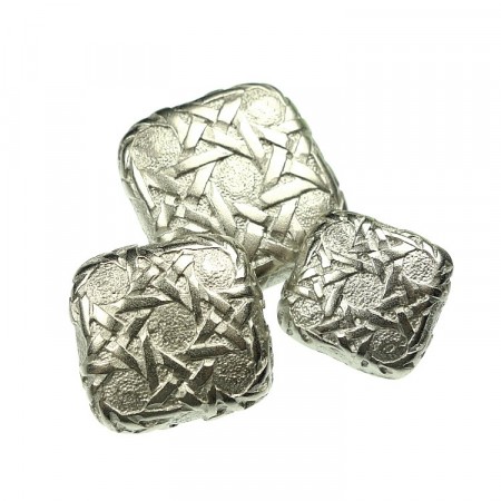 Matte metallknapper i sølv kvadratiske 1a