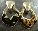 Gullfarget plastklips thumbnail