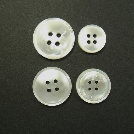 Skjellknapper offwhite