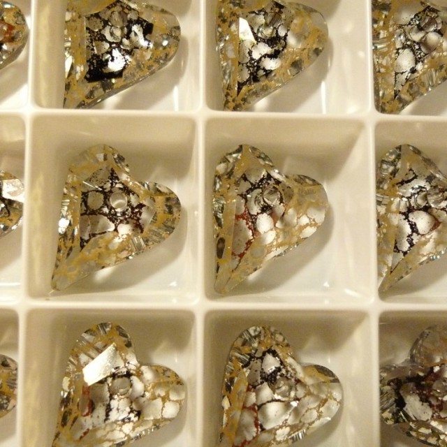 3)Crystal (001) Gold Patina (GOLPA)